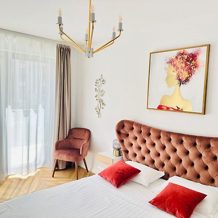 Bel Dom - The Central, Spacious 2 Rooms Luxury Apartment 클루지나포카 외부 사진