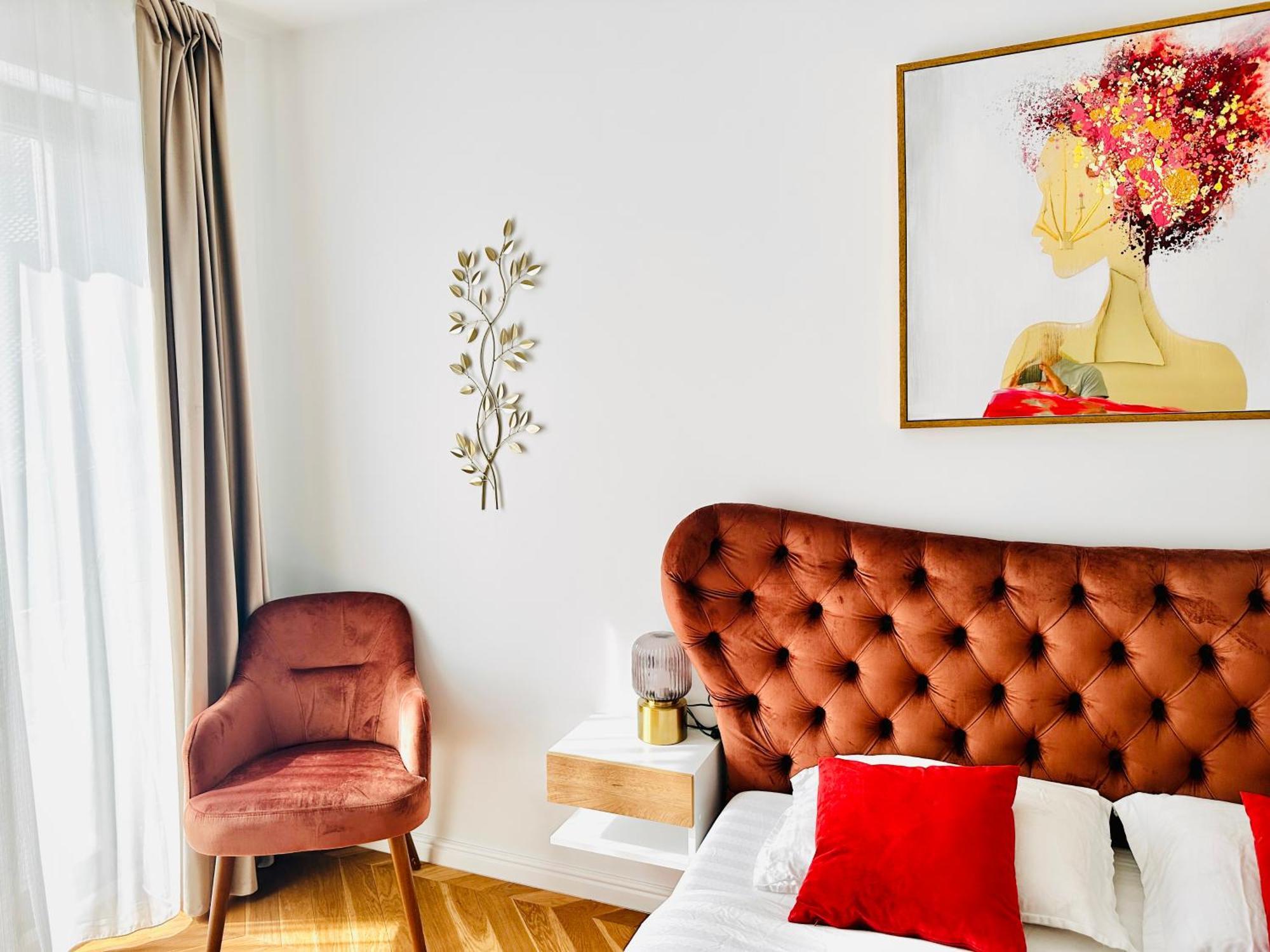 Bel Dom - The Central, Spacious 2 Rooms Luxury Apartment 클루지나포카 외부 사진